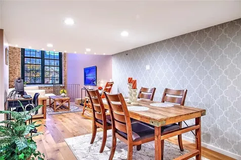 10 Exchange Court Pawtucket RI 02860