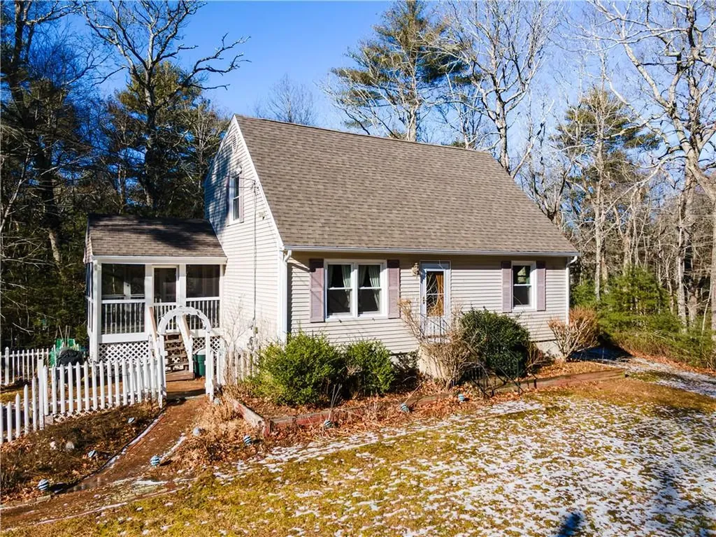 225 Hazard Road West Greenwich RI 02817