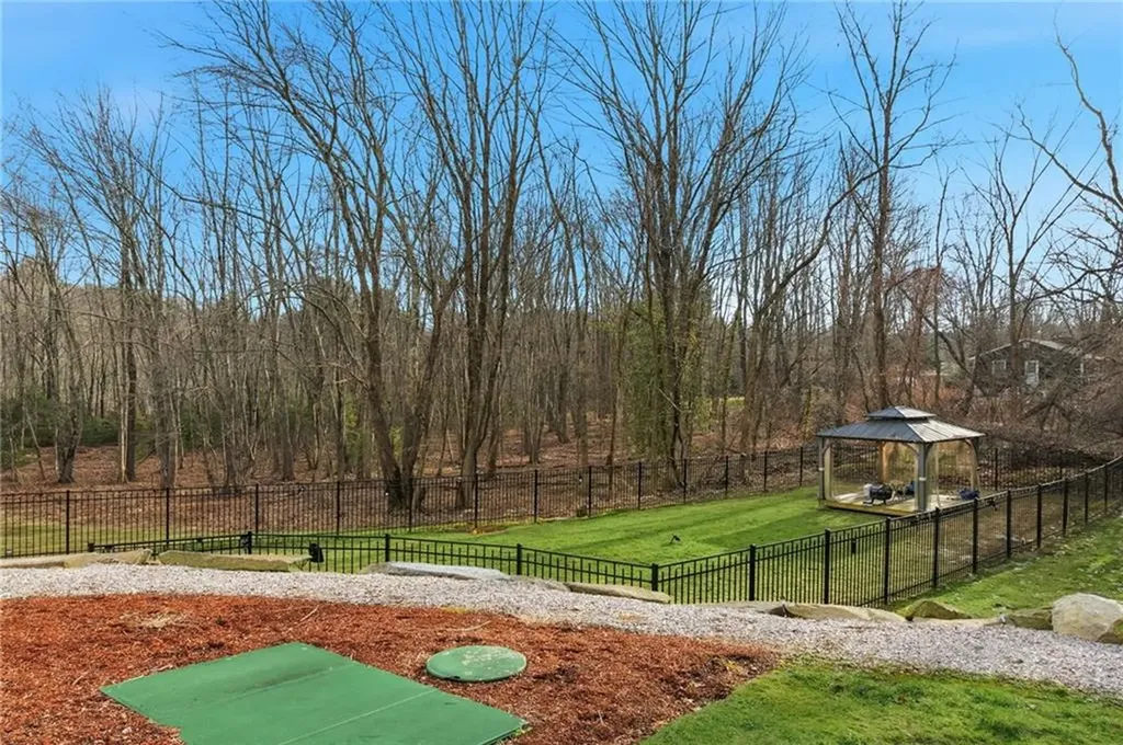 100 Hanton Road North Smithfield RI 02896