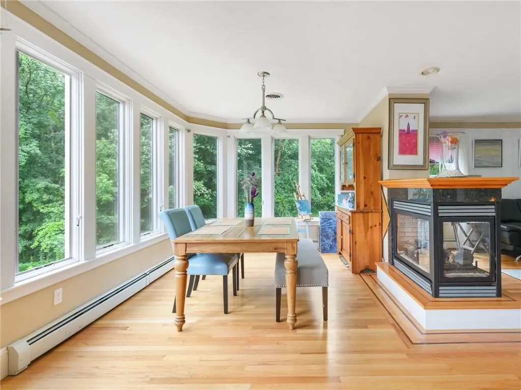 100 Hanton Road North Smithfield RI 02896