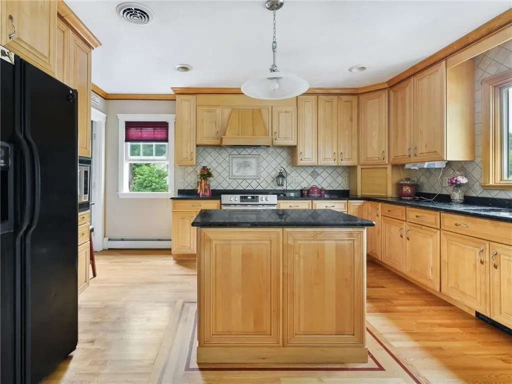 100 Hanton Road North Smithfield RI 02896