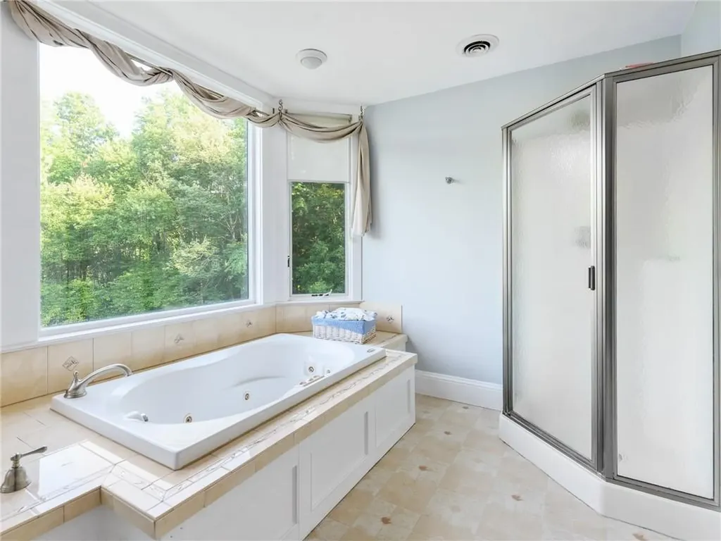 100 Hanton Road North Smithfield RI 02896