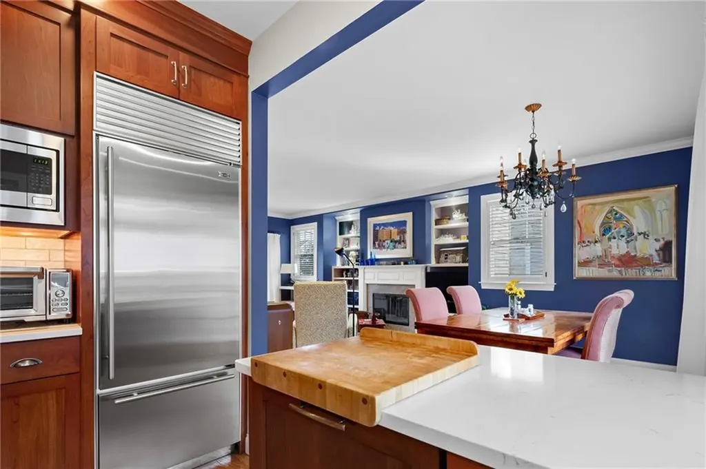 28 Pond Avenue Newport RI 02840