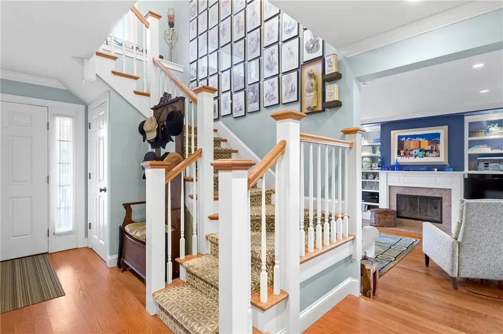 28 Pond Avenue Newport RI 02840