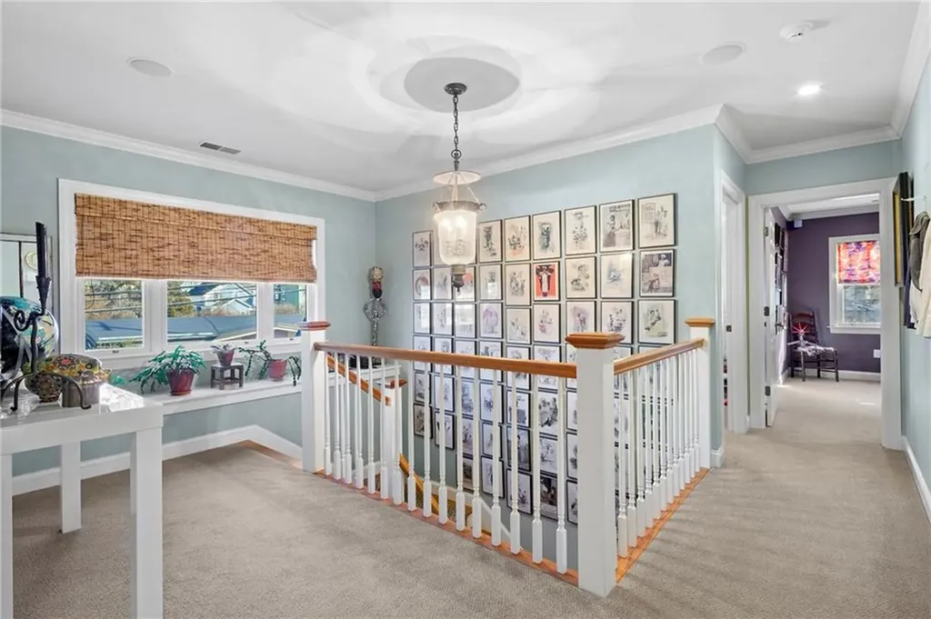 28 Pond Avenue Newport RI 02840