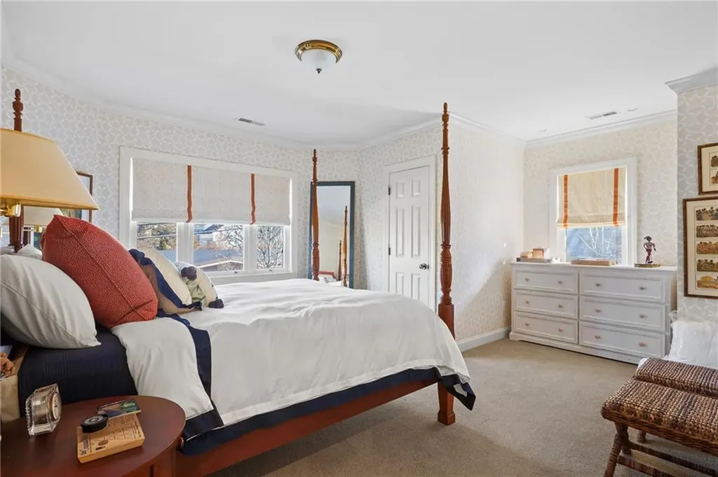 28 Pond Avenue Newport RI 02840
