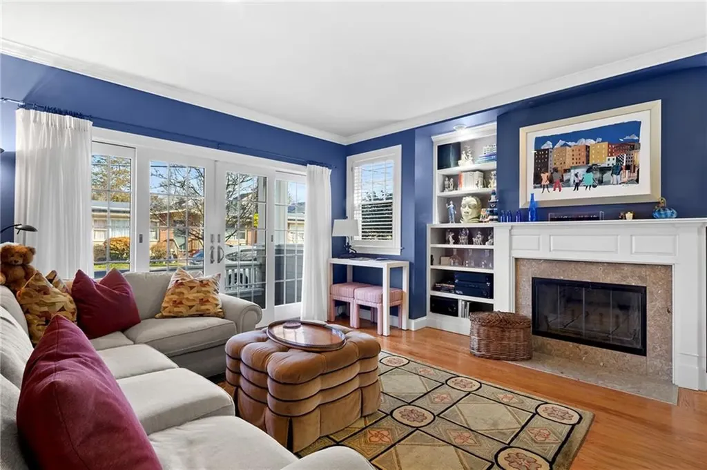 28 Pond Avenue Newport RI 02840