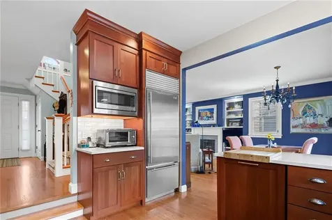 28 Pond Avenue Newport RI 02840