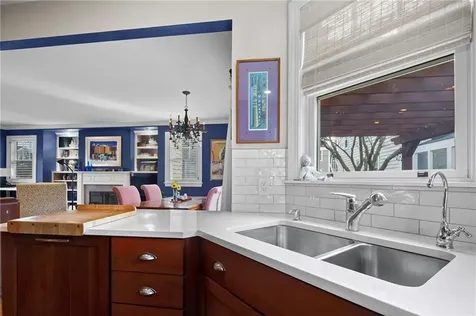 28 Pond Avenue Newport RI 02840