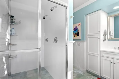 28 Pond Avenue Newport RI 02840