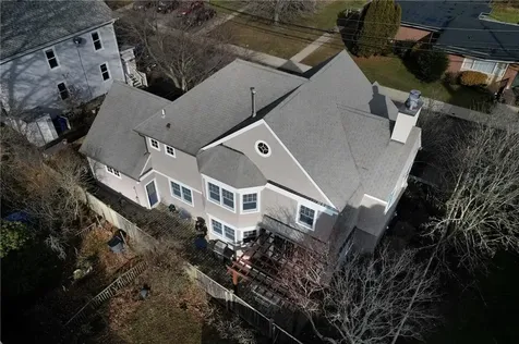 28 Pond Avenue Newport RI 02840