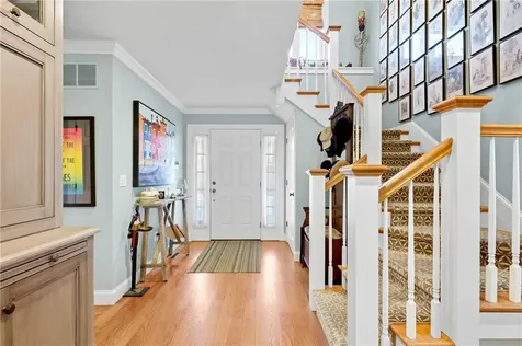 28 Pond Avenue Newport RI 02840