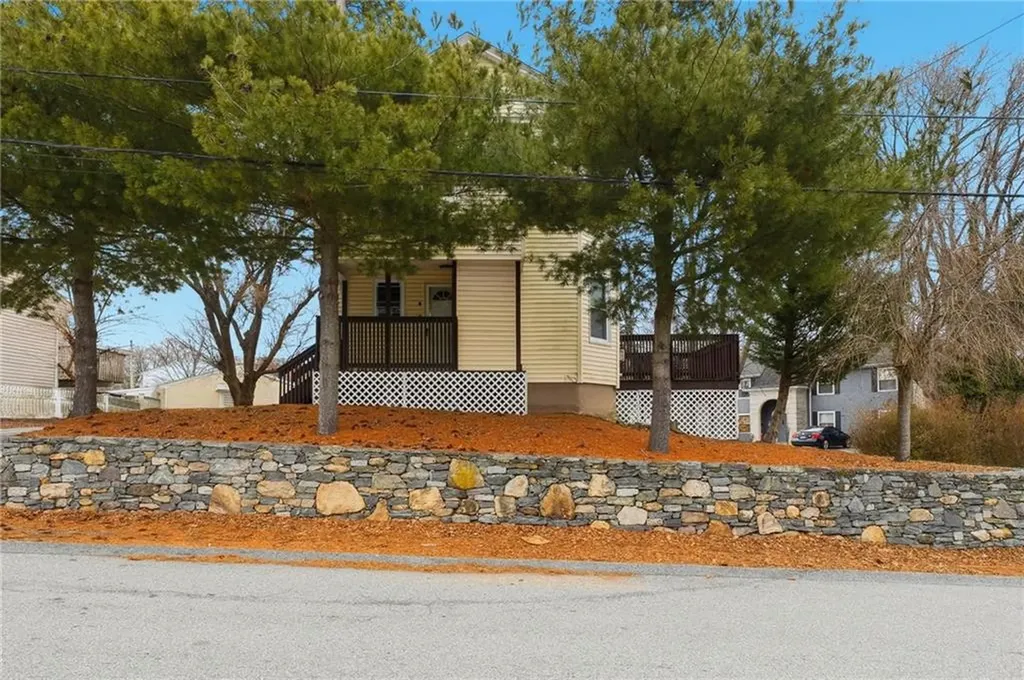 47 Andover Street North Providence RI 02904