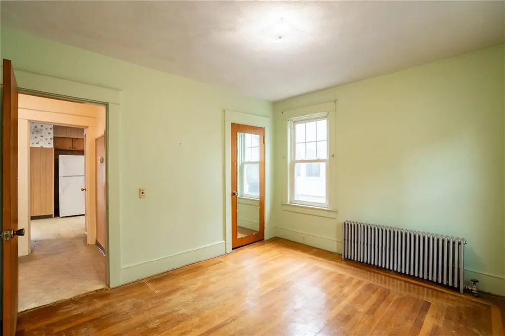15 17 Taft Avenue Providence RI 02906