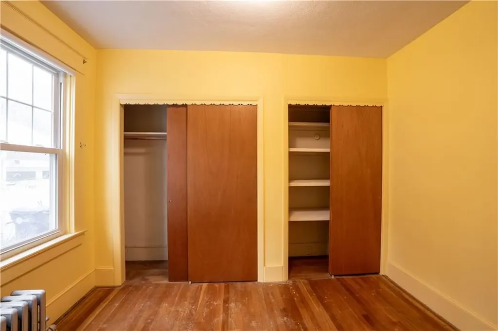 15 17 Taft Avenue Providence RI 02906