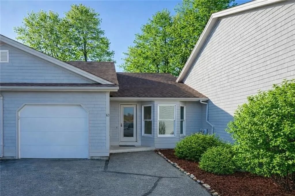 83 Valley Lane Portsmouth RI 02871