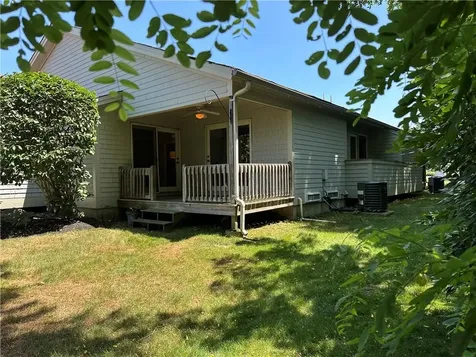 83 Valley Lane Portsmouth RI 02871