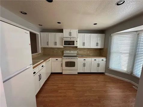 83 Valley Lane Portsmouth RI 02871