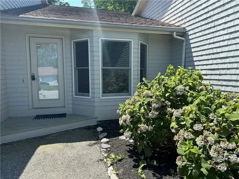 83 Valley Lane Portsmouth RI 02871