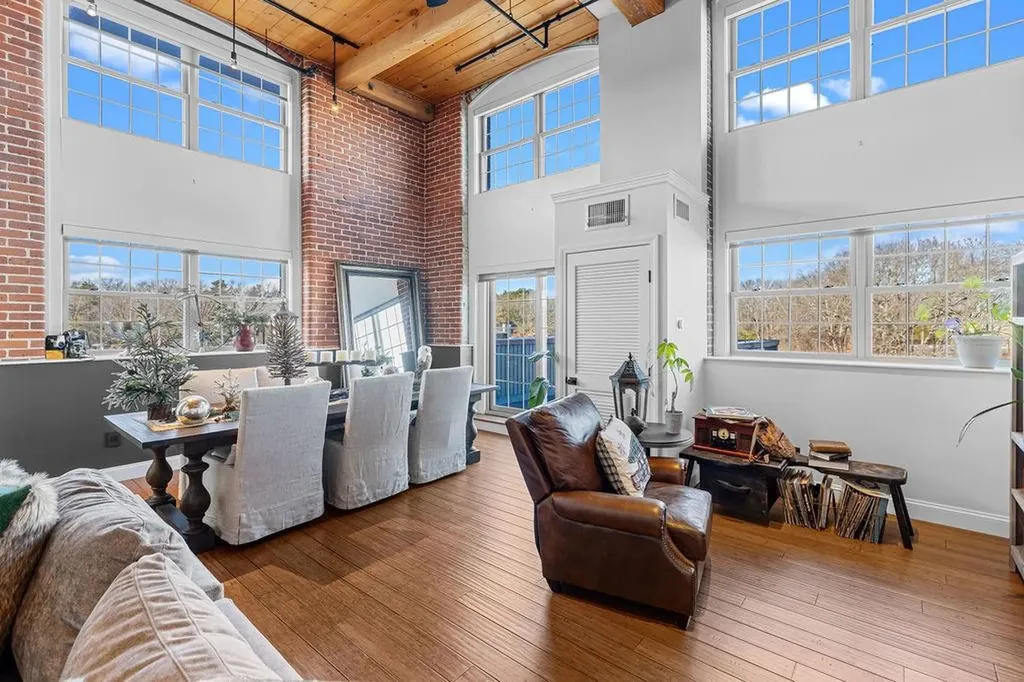 1 Tupperware Drive North Smithfield RI 02896