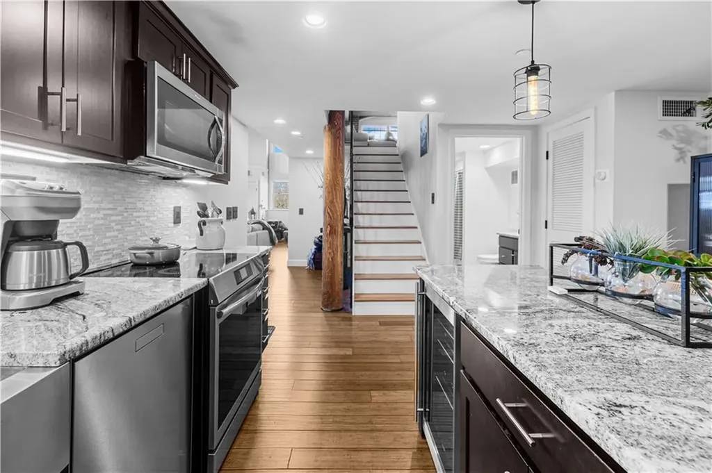 1 Tupperware Drive North Smithfield RI 02896