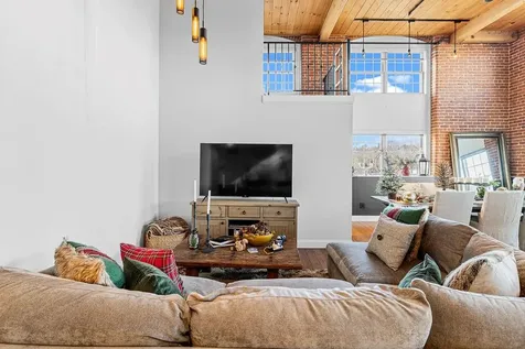 1 Tupperware Drive North Smithfield RI 02896