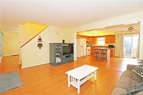 359 Main Road Tiverton RI 02878
