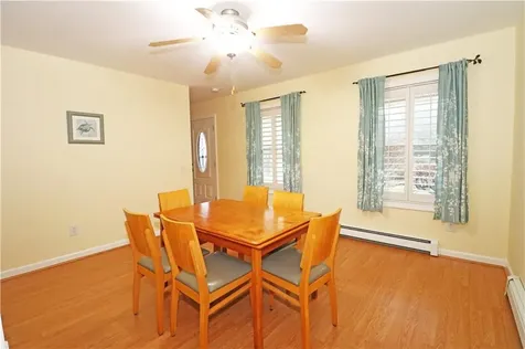 359 Main Road Tiverton RI 02878