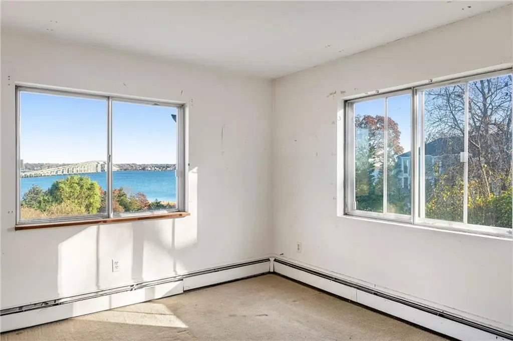 227 Fleetwood Drive North Kingstown RI 02874