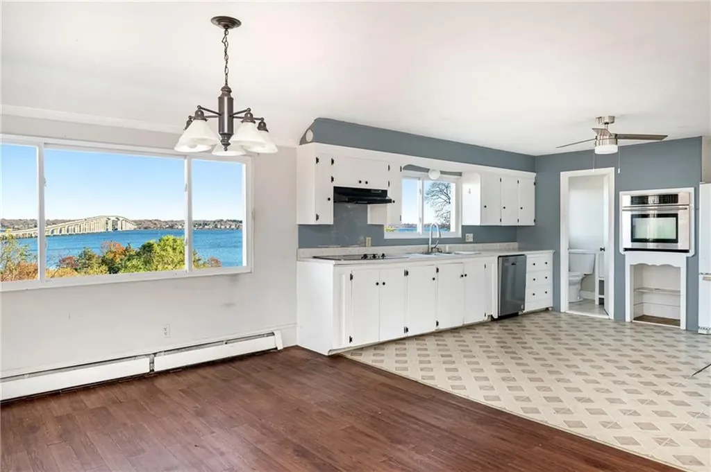 227 Fleetwood Drive North Kingstown RI 02874