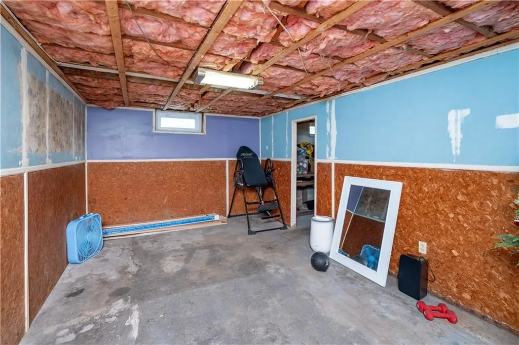 37 Columbus Avenue North Providence RI 02911