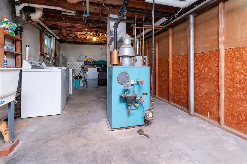 37 Columbus Avenue North Providence RI 02911