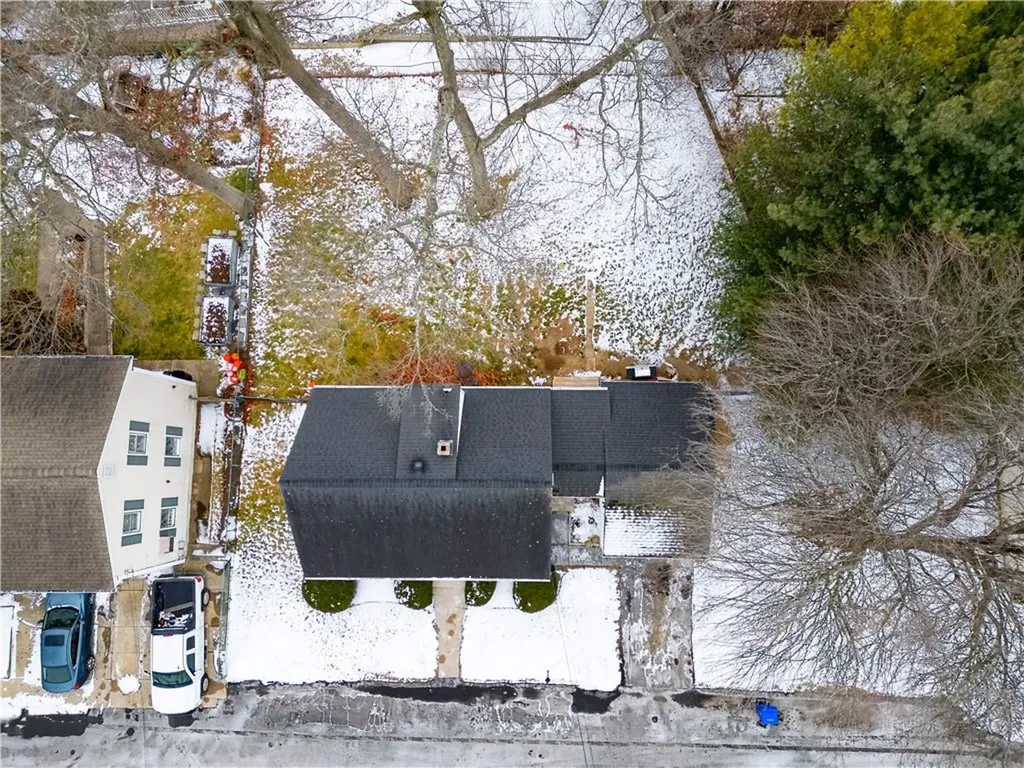 37 Columbus Avenue North Providence RI 02911