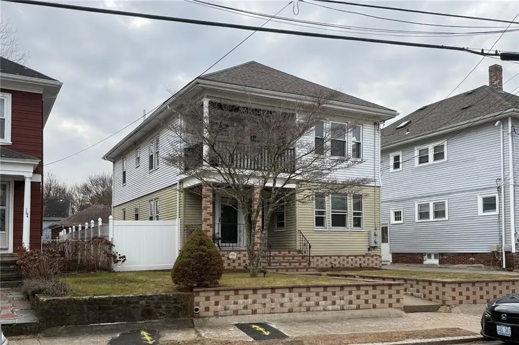 166 168 Narragansett Street Cranston RI 02905
