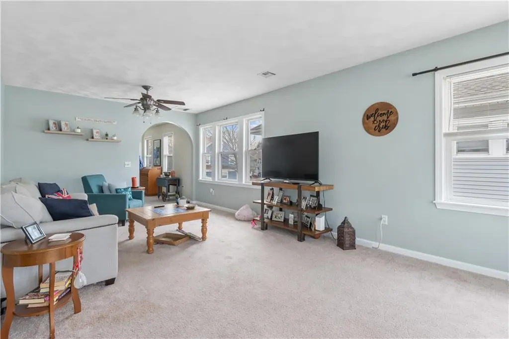 166 168 Narragansett Street Cranston RI 02905