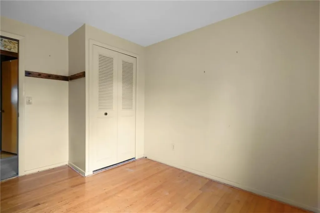 142 Stoneham Drive Woonsocket RI 02895