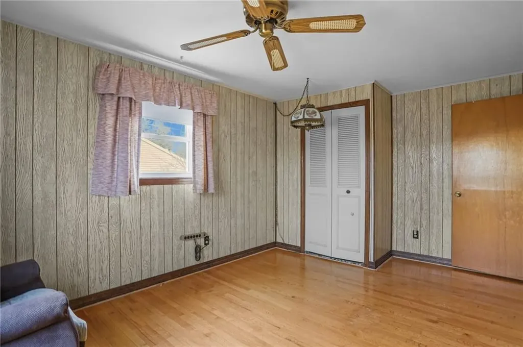 142 Stoneham Drive Woonsocket RI 02895
