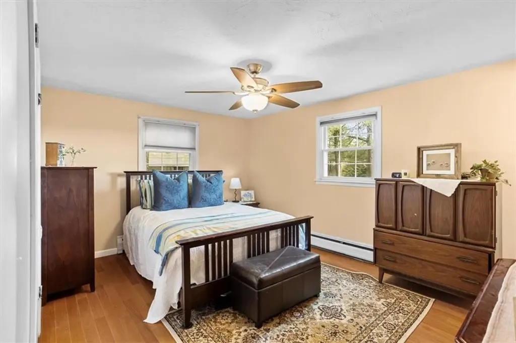 328 New London Avenue West Warwick RI 02893