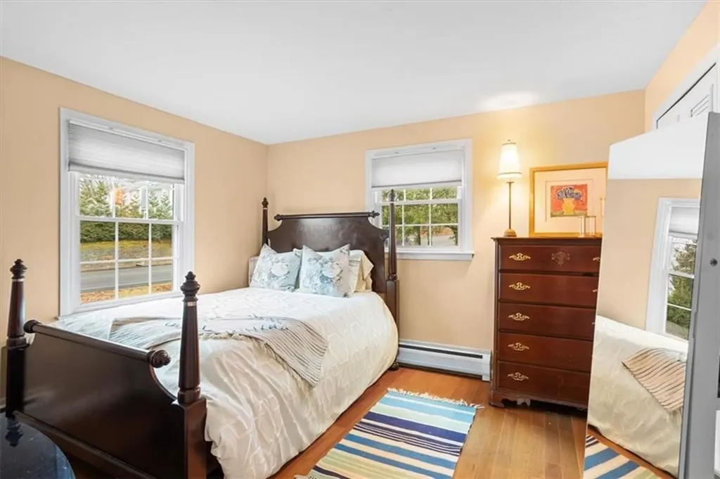 328 New London Avenue West Warwick RI 02893