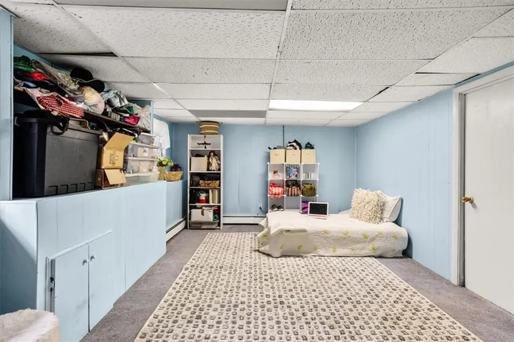 328 New London Avenue West Warwick RI 02893