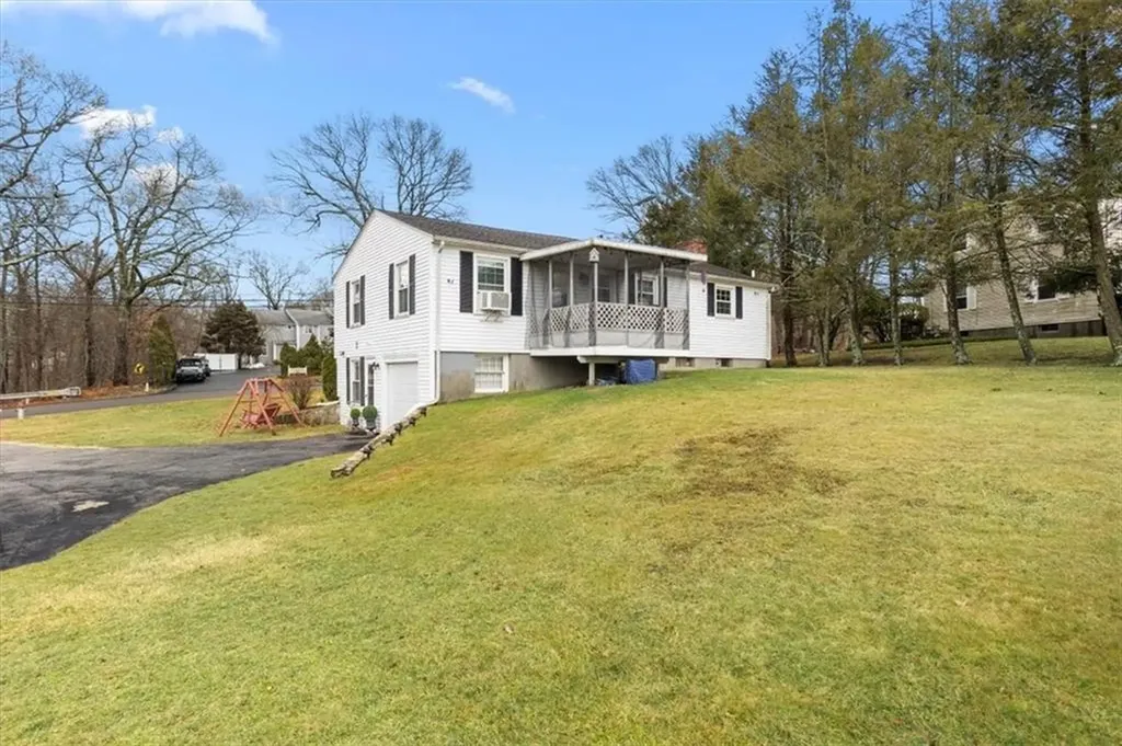 328 New London Avenue West Warwick RI 02893