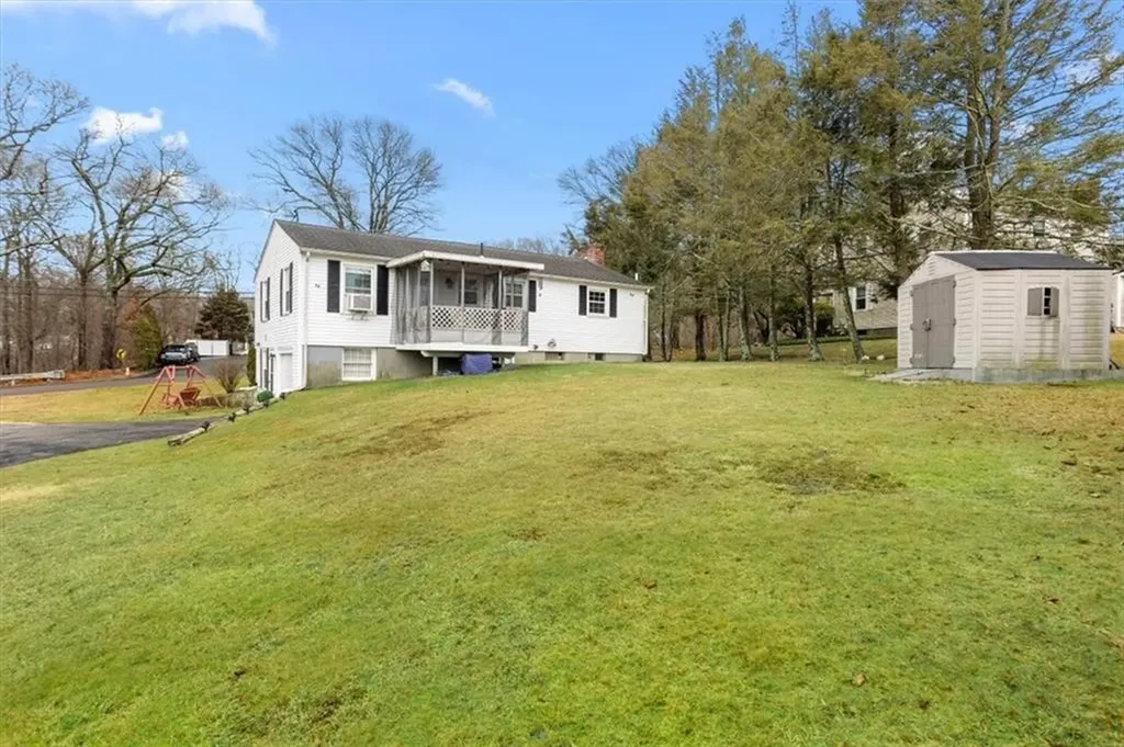 328 New London Avenue West Warwick RI 02893