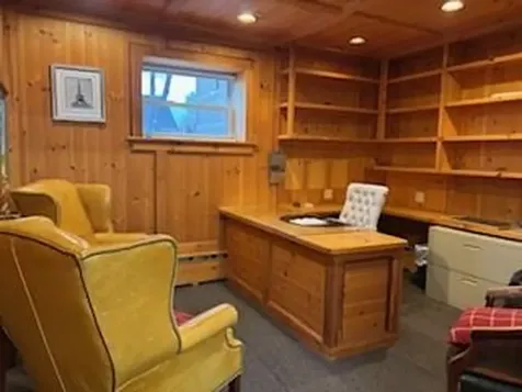 1293 Post Road Warwick RI 02886