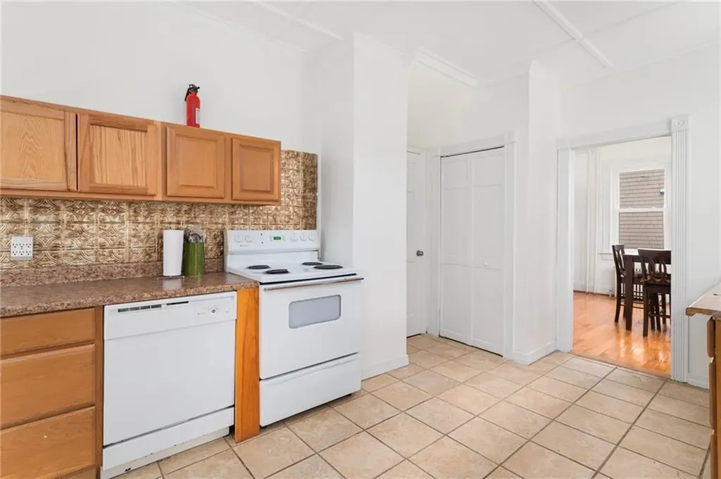 53 Warner Street Newport RI 02840