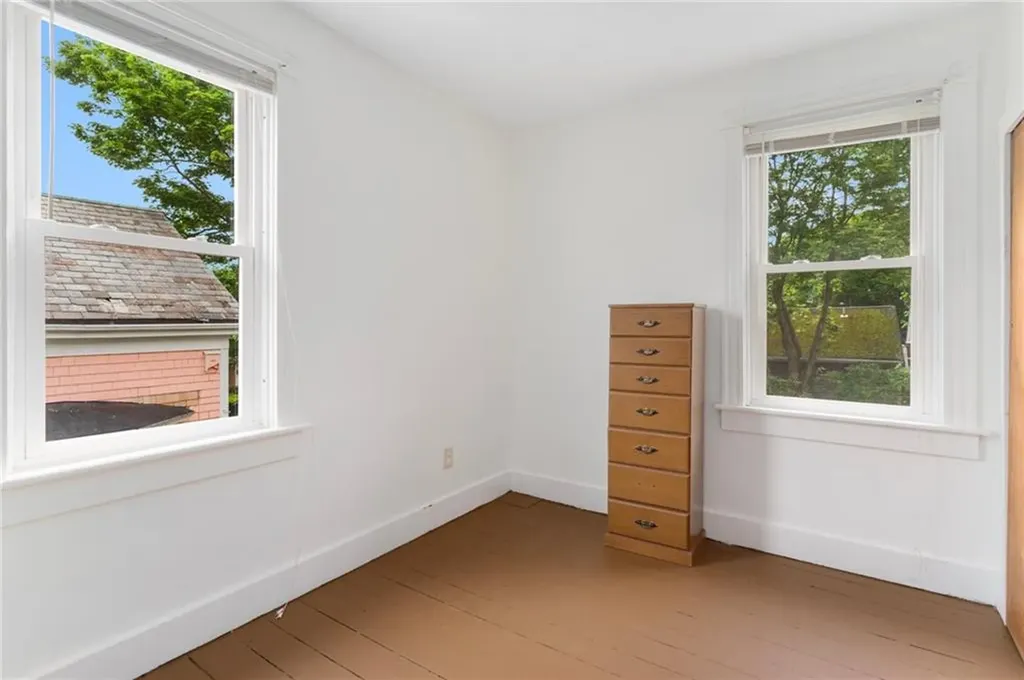 53 Warner Street Newport RI 02840