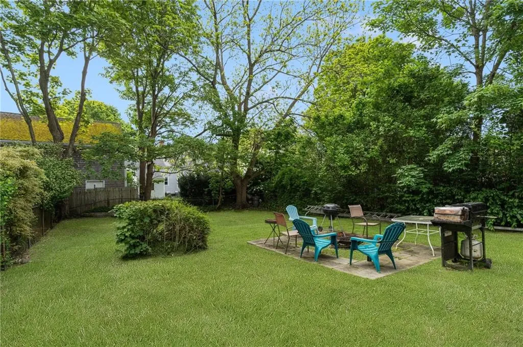 53 Warner Street Newport RI 02840