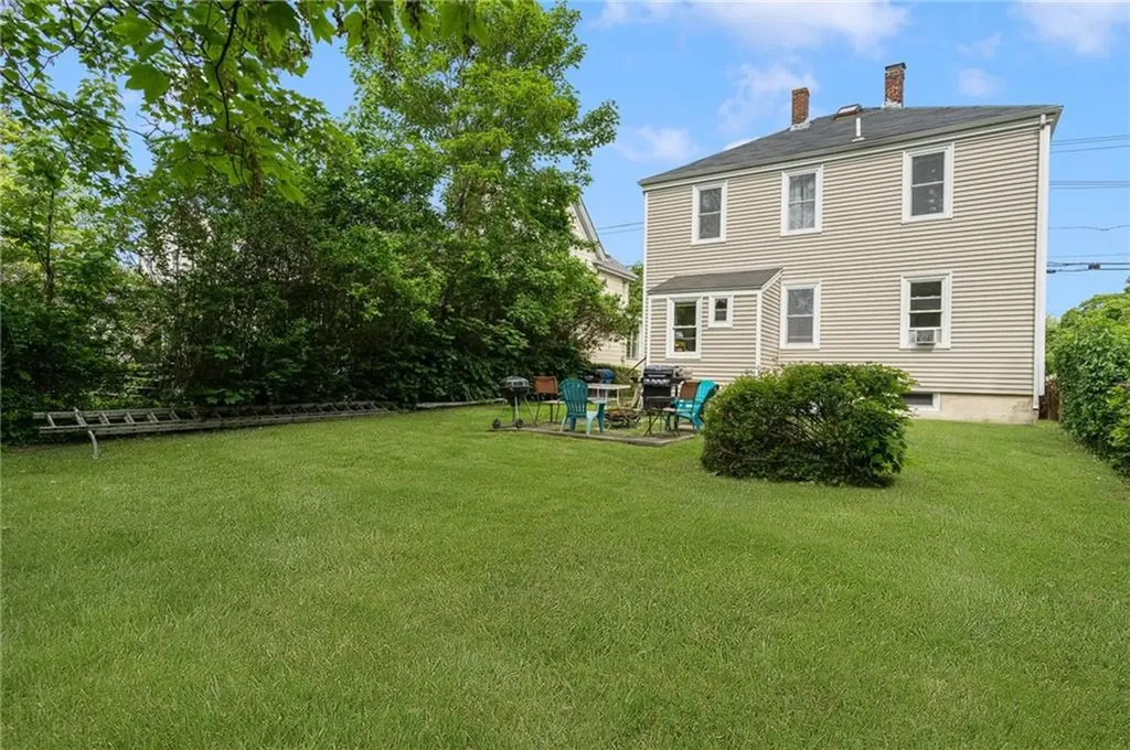 53 Warner Street Newport RI 02840