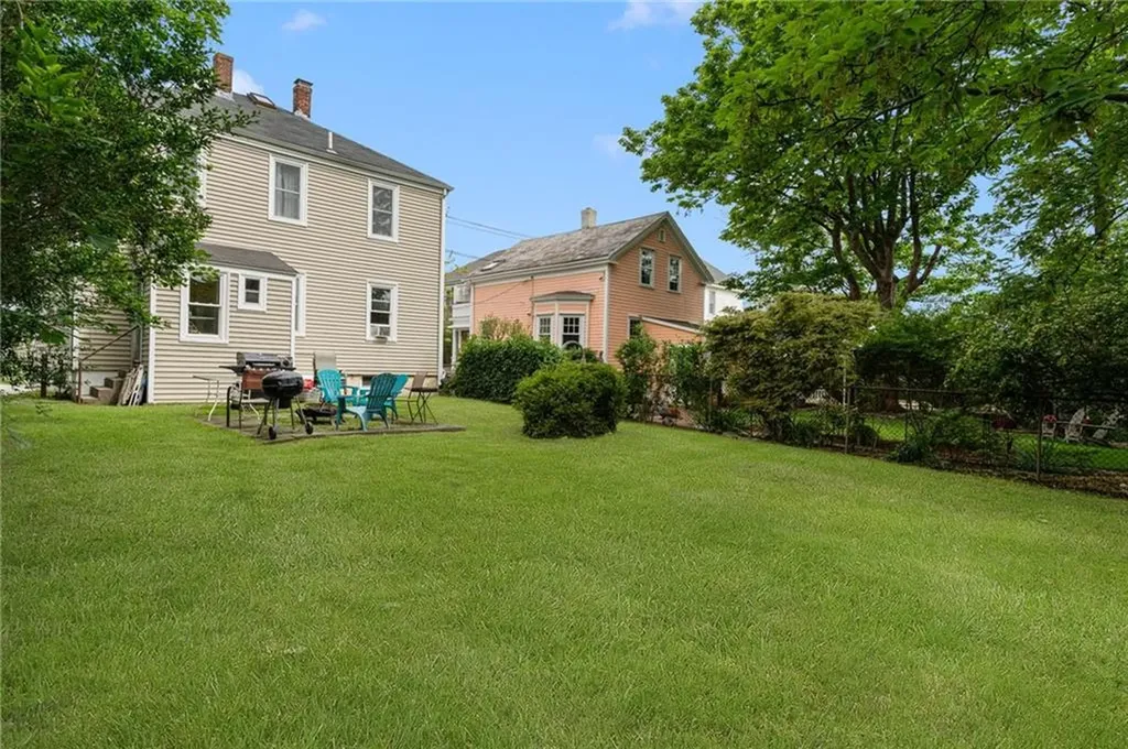 53 Warner Street Newport RI 02840