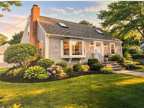 128 Ruggles Avenue Newport RI 02840