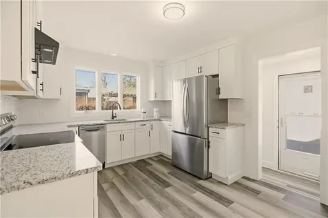 128 Ruggles Avenue Newport RI 02840